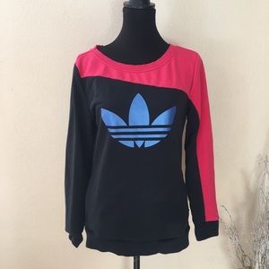 Rare Adidas trefoil pullover sweater with pockets